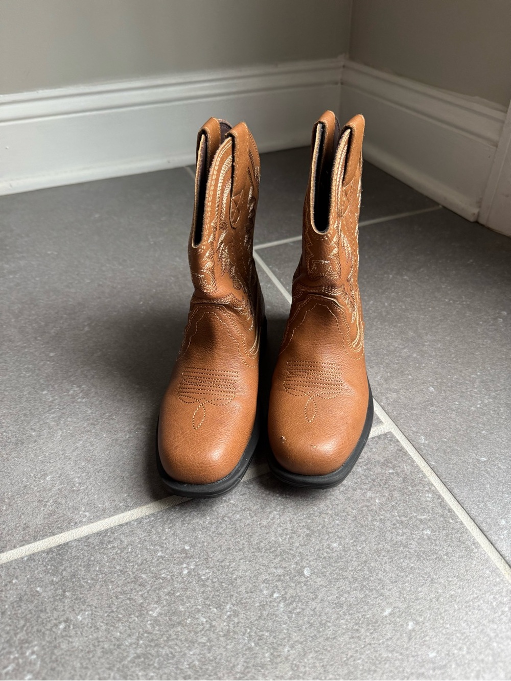 Dream Pairs Kids Tan Western Pull-On Boots